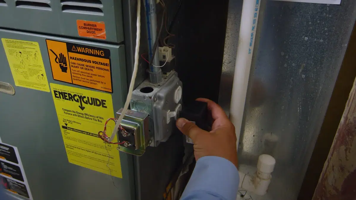 Gas line fitting and pressure test connection for Tankless Water Heater Services in Bellflower, CA